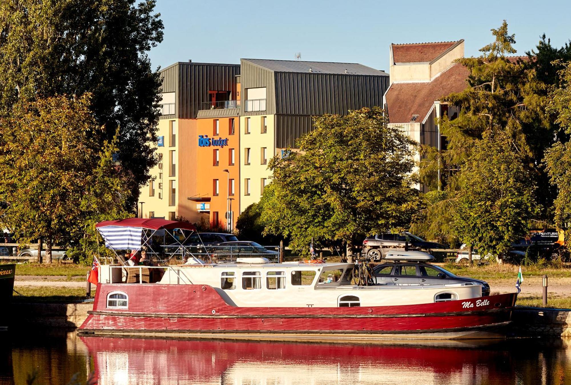 Ibis Budget Auxerre Centre Екстер'єр фото